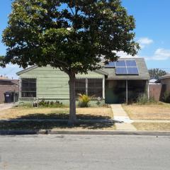 13908 Hillford Ave, Compton, CA 90222-3614