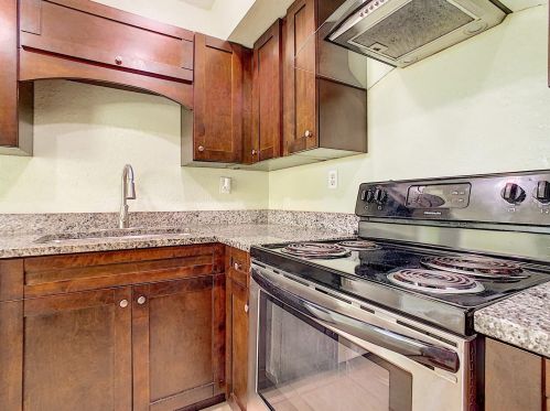 720 Manor Dr, Bartow FL  33830-3241 exterior