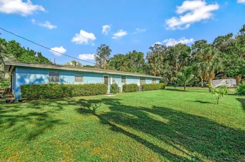 10390 River Dr, Bonita Springs, FL 34135-4967