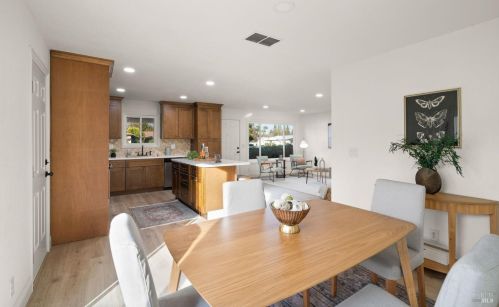 1930 Forest Ln, Vacaville CA  95687-6115 exterior