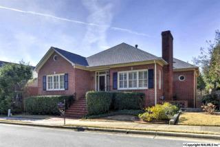 44 Saint James Sq, Huntsville, AL 35801-2800