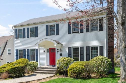 15 Jefferson Rd, Scarsdale, NY 10583-6411