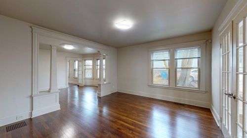 29 Lexington Ave, Waterbury CT  06710-1435 exterior