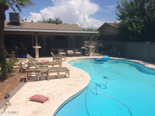 8507 Plz Ave, Scottsdale AZ 85250-6710 exterior