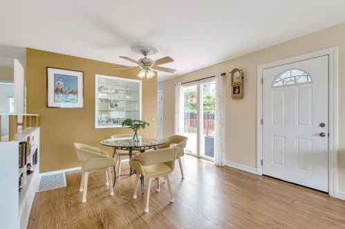 2671 Cottonwood Dr, San Bruno CA  94066-2619 exterior