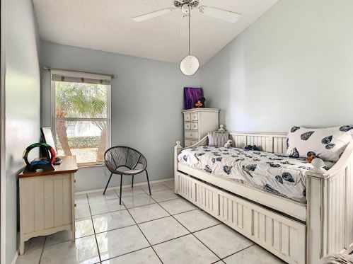 4784 Ridgemoor Cir, Palm Harbor FL  34685-3149 exterior