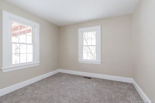 19 George St, Bridgeport CT  06611-1902 exterior