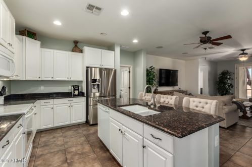 1378 Madison Dr, Casa Grande, AZ 85122-3290