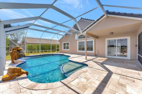 14350 11th St, Hollywood FL  33027-6148 exterior