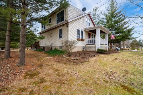 9514 Beech Dr, Cincinnati, OH 45231-4004