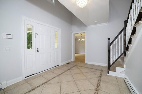 180 Rocks Rd, Norwalk, CT 06851-1723