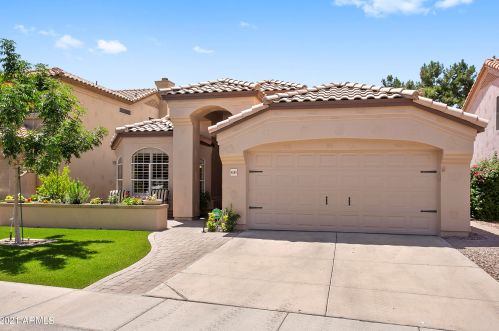 4689 Tulsa St, Chandler, AZ 85226-2936