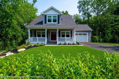 803 Leonardville Rd, Leonardo, NJ 07737-1335