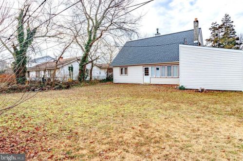 18 Sudberry Ln, Willingboro NJ  08046-1402 exterior