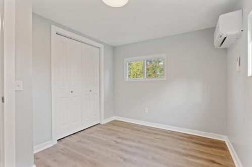 4936 Barberry St, Pittsburgh PA 15207-2110 exterior