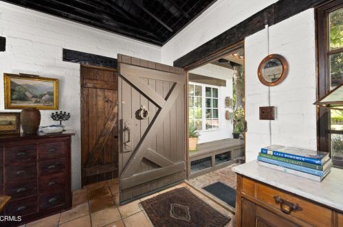 2919 Lake Ave, Altadena CA  91001-1621 exterior