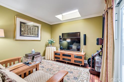 270 Silver Ln, Old Bridge NJ  08857-3340 exterior
