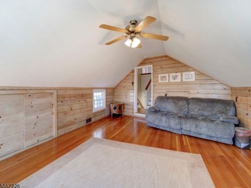 1 Hathaway Ln, Verona NJ  07044-2306 exterior