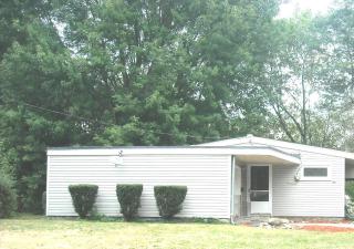 1756 Gaylord Dr, Akron, OH 44320-1666