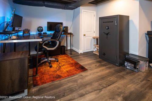 20 Pennybrook Ln, Middletown NJ  07748-3530 exterior