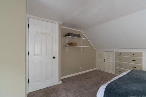 25 Losee Dr, Litchfield CT  06778-2507 exterior