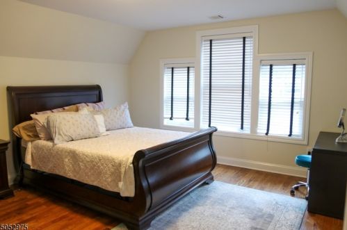 25 Ridge Rd, West Paterson NJ  07424-2416 exterior