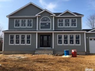 1396 Chelsea Rd, North Wantagh, NY 11793-2409