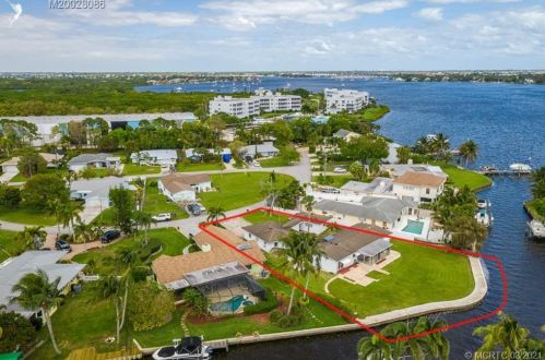 1212 Pelican Cres, Palm City, FL 34990-2428