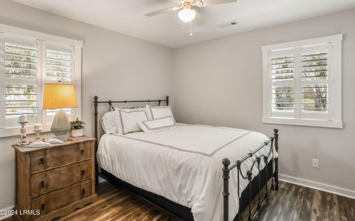 1902 Park Ave, Beaufort SC  29902-3816 exterior