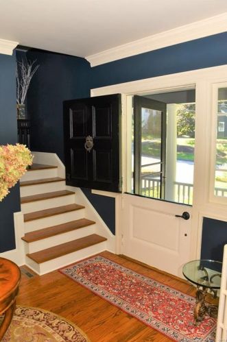 11 Pleasant St, Woodbury CT  06798-2927 exterior