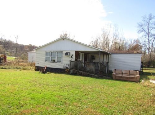 103 Hopwood Coolspring Rd, Hopwood PA  15445-2212 exterior