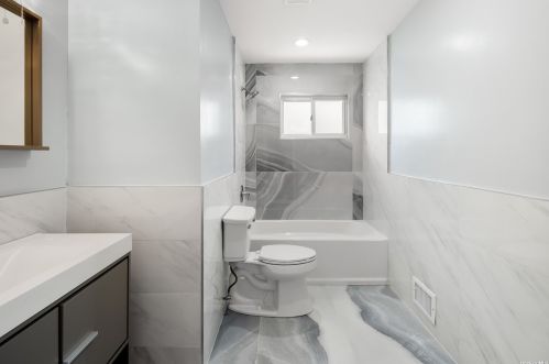 2512 April Ln, North Bellmore NY  11710-5113 exterior