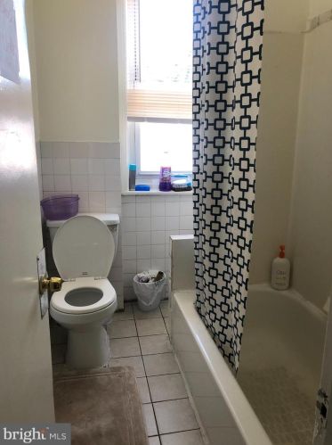 2129 Chew Ave, Philadelphia PA  19138-2812 exterior