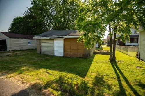 662 Stambaugh Ave, Hermitage PA  16146-4131 exterior