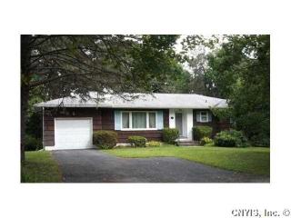 103 Stonecrest Dr, Syracuse, NY 13214-2428