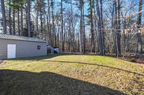 214 Chases Grove Rd, Derry NH  03038-5836 exterior