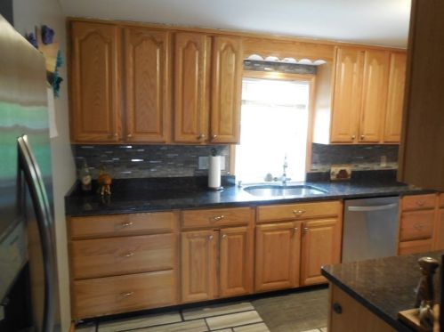 187 Pondview Dr, Chicopee MA  01020-2142 exterior