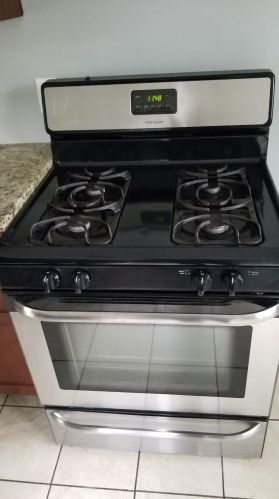 7450 Southeastern Ave, Hammond IN  46324-2925 exterior