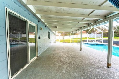 1418 Roseboro Dr, Deltona, FL 32725-1722