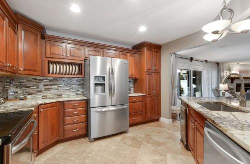 1135 Wisper Run Ct, Lutz FL  33558-5185 exterior