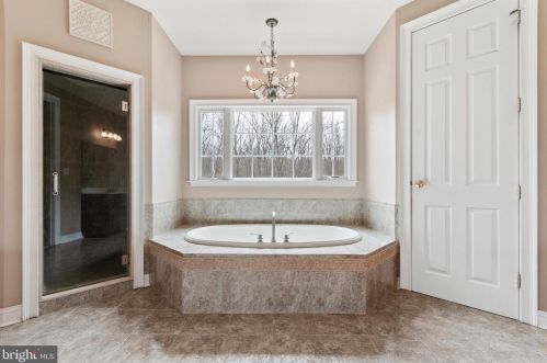 2627 Valley Rd, Jamison PA  18929-1007 exterior