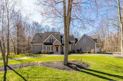 30 Portage Xing, Farmington, CT 06032-2736
