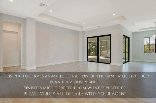 446 10th Ave, Naples, FL 34120-7126