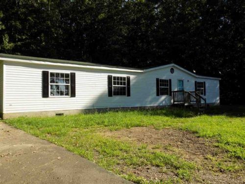 106 County Rd 38, Riceville TN  37370-5413 exterior