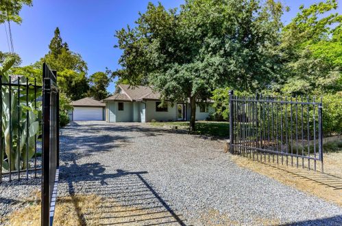 8628 Reetey Ave, Citrus Heights, CA 95662-3944