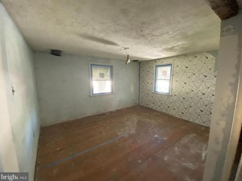 241 Berks St, Pottstown PA  19464-6303 exterior