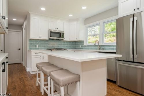 27 Dogwood Rd, Greystone Park NJ  07950-1918 exterior