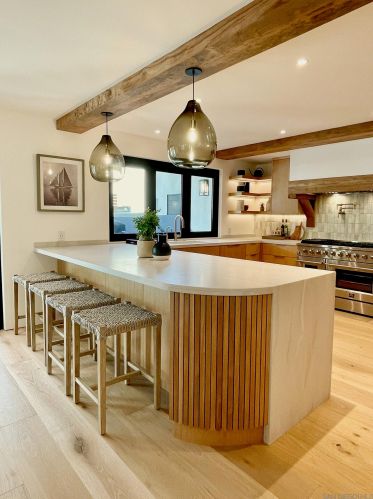 4215 Dawes St, San Diego CA  92109-4158 exterior