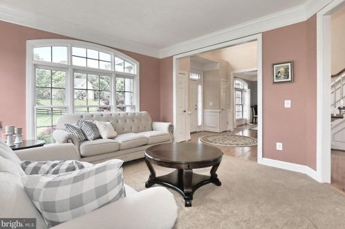 12760 Beebe Ct, Lovettsville VA  20180-2778 exterior