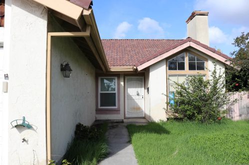 7528 Flanders Dr, San Diego, CA 92126-5601